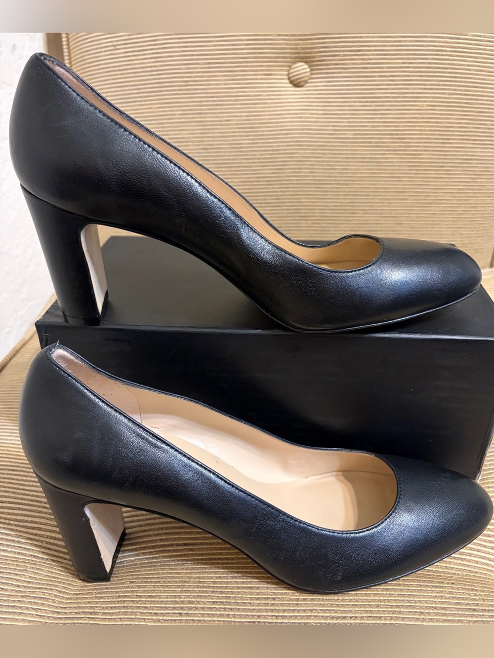 Stuart Weitzman Leather Vida 75 Block Heels in Black - Size 9B